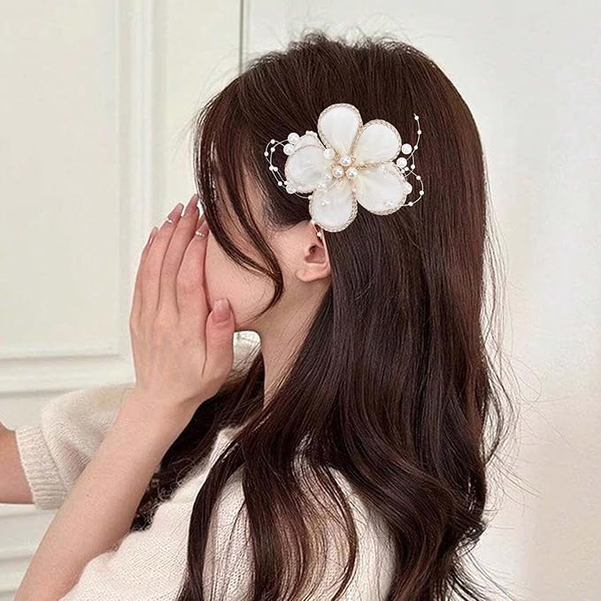 Charming Pearl Flower Hair Clips