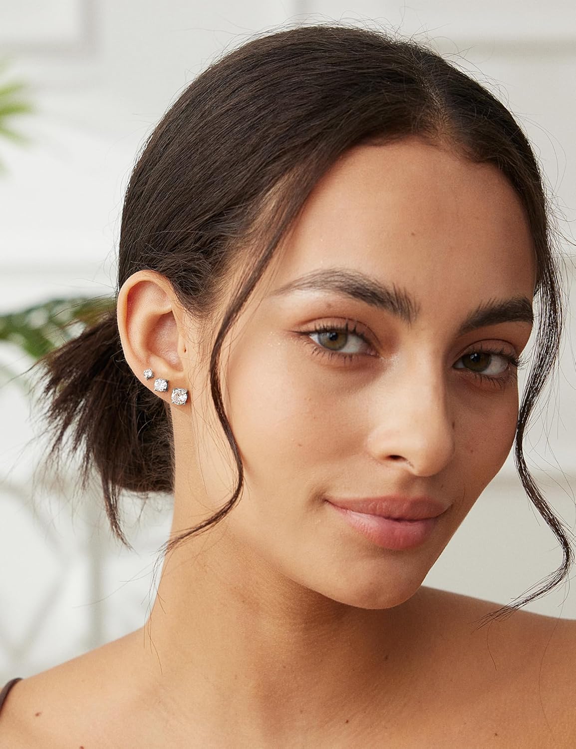 Elegant Sparkle Stud Earrings Set