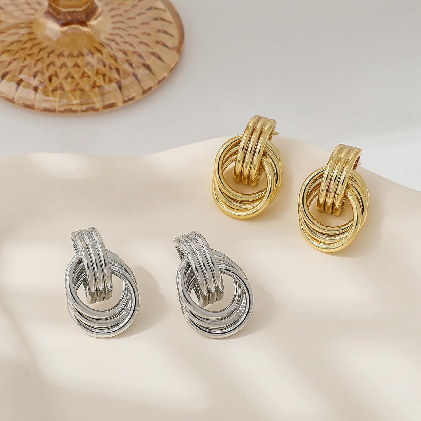 Chic Knot Gold Earrings